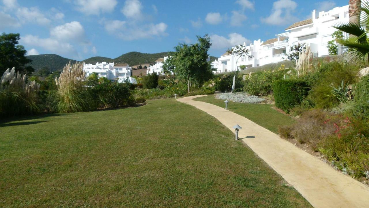 Alcazaba Lagoon Estepona Golf Apartment Exterior photo
