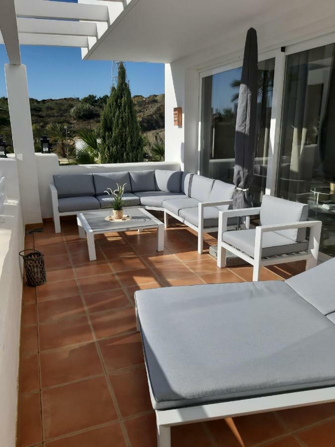 Alcazaba Lagoon Estepona Golf Apartment Exterior photo